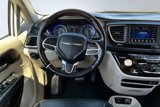 Certified 2019 Chrysler Pacifica Touring-L image 5