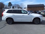 Used 2018 Volvo XC90 T5 Momentum w/ Convenience Package image 2