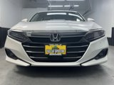 Used 2022 Honda Accord Touring image 2