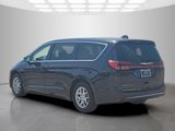 Used 2023 Chrysler Pacifica Touring-L image 6