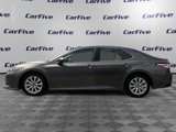 Used 2018 Toyota Camry LE image 2