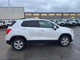 Used 2022 Chevrolet Trax LT w/ LT Convenience Package image 5