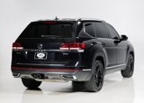 Used 2021 Volkswagen Atlas SEL Premium image 2