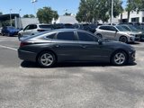 Used 2022 Hyundai Sonata SE w/ Preferred Accessory Package image 3