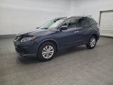 Used 2016 Nissan Rogue SV image 2