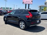 Used 2020 Volvo XC40 T5 Momentum w/ Protection Package Premier image 3