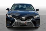 Used 2018 Toyota Camry SE image 3