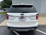 Used 2017 Ford Explorer XLT image 4