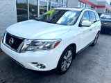 Used 2014 Nissan Pathfinder Platinum image 2