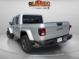 Used 2023 Jeep Gladiator Overland image 5