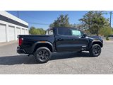 New 2024 GMC Canyon Elevation w/ Convenience Package image 3