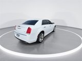 Used 2018 Chrysler 300 Limited image 2
