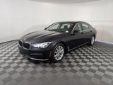 Used 2019 BMW 740i image 3