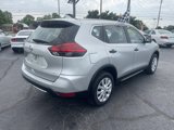 Used 2017 Nissan Rogue S image 4