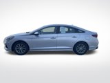 Used 2018 Hyundai Sonata SE image 2