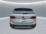 Used 2024 Volkswagen Taos SE w/ Panoramic Sunroof Package image 4