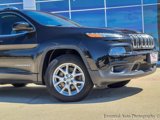 Used 2015 Jeep Cherokee Latitude w/ Cold Weather Group image 2