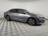 Used 2021 Volkswagen Passat 2.0T SE image 2