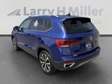 Certified 2023 Volkswagen Taos SE image 4
