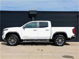 Used 2024 GMC Canyon Denali image 2