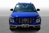 Used 2024 Hyundai Venue Limited image 3