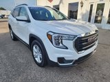 Used 2023 GMC Terrain SLE w/ Driver Convenience Package image 3