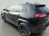 Used 2017 Jeep Cherokee Trailhawk w/ Comfort/Convenience Group image 3
