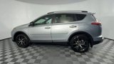 Used 2017 Toyota RAV4 SE image 5