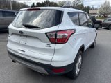 Used 2018 Ford Escape SE w/ SE Sync 3 Package image 2