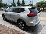 Used 2017 Nissan Rogue SL w/ SL Premium Package image 5