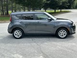 Used 2023 Kia Soul LX w/ LX Technology Package image 4