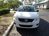 Used 2009 Volkswagen Routan S image 4