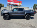 Used 2018 Toyota Tacoma TRD Off-Road image 4
