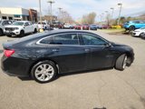 Used 2017 Chevrolet Malibu Premier image 4