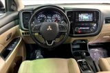 Used 2016 Mitsubishi Outlander SE image 5