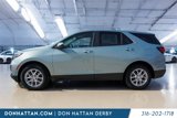 Used 2022 Chevrolet Equinox LT image 2