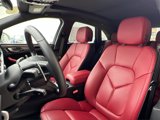 Used 2025 Porsche Macan image 5