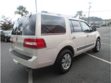 Used 2007 Lincoln Navigator 2WD image 5
