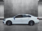 Used 2017 Volkswagen Jetta SE image 4