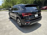 Used 2022 Volkswagen Taos SE image 5