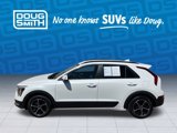 Used 2023 Kia Niro EX image 3