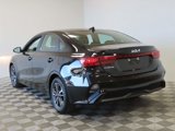 Used 2023 Kia Forte LXS image 3