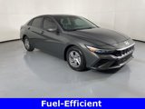 Used 2024 Hyundai Elantra SE image 2