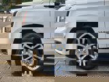 Used 2020 GMC Yukon XL SLT w/ Premium Edition image 4