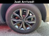 Used 2022 Volkswagen Tiguan SE image 6