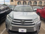 Used 2018 Toyota Highlander LE image 2