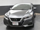Used 2021 Nissan Versa SV image 3