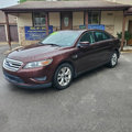 Used 2012 Ford Taurus SEL image 2