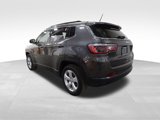 Used 2018 Jeep Compass Latitude image 3