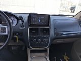 Used 2014 Dodge Grand Caravan SXT w/ UConnect Hands-Free Group image 4